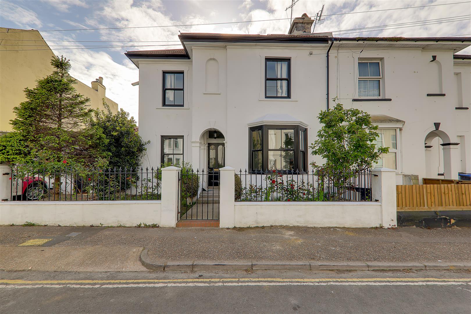 House Share | Hertford Road, Worthing, BN11 | To Let